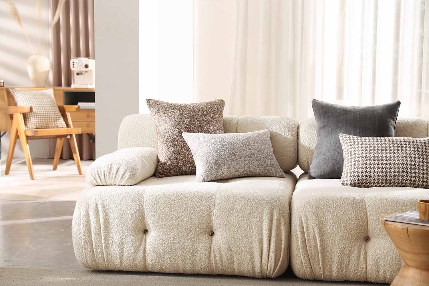 Mix and Match Decorative Pillow Covers A Simple Way to Revamp Your Bedroom domvitus