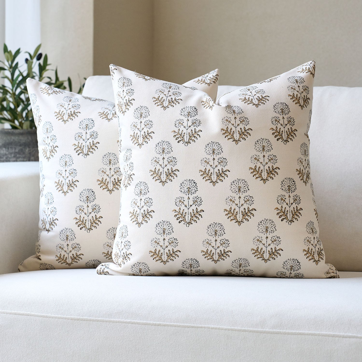 Annecy Single-Sided Printed Pillow Cover – Elegant Floral Decorative Cushion Cover for Sofa, Bed & Home Decor-