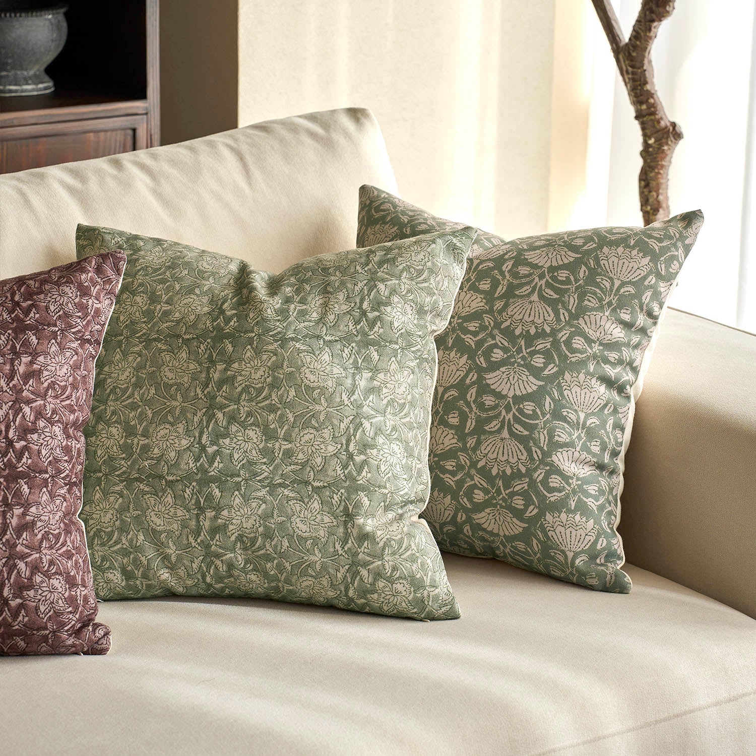 Pienza Floral Decorative Reversible Farmhouse Chic Pillow Cover-