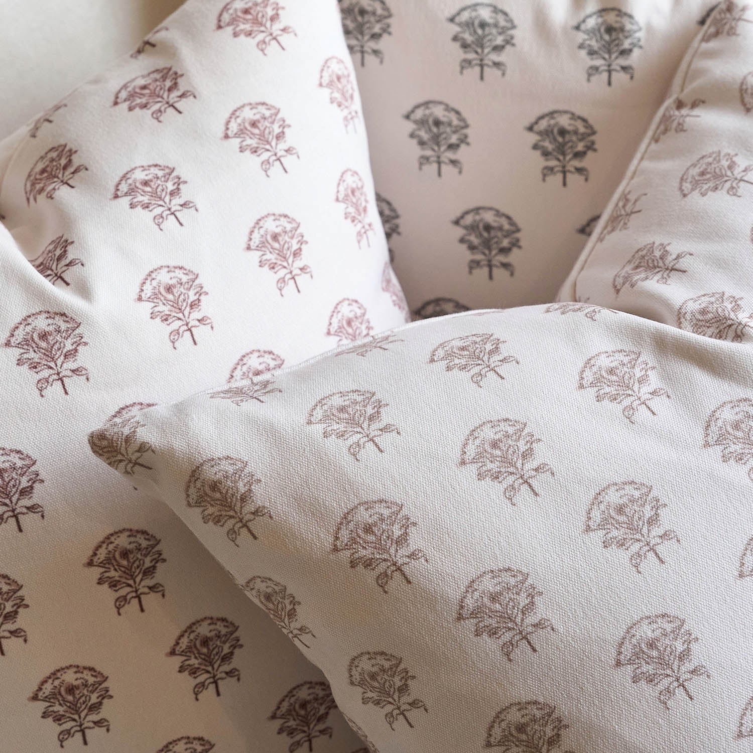 Merano Rustic Botanical Floral Double-Sided Farmhouse Charm Pillow Cover-