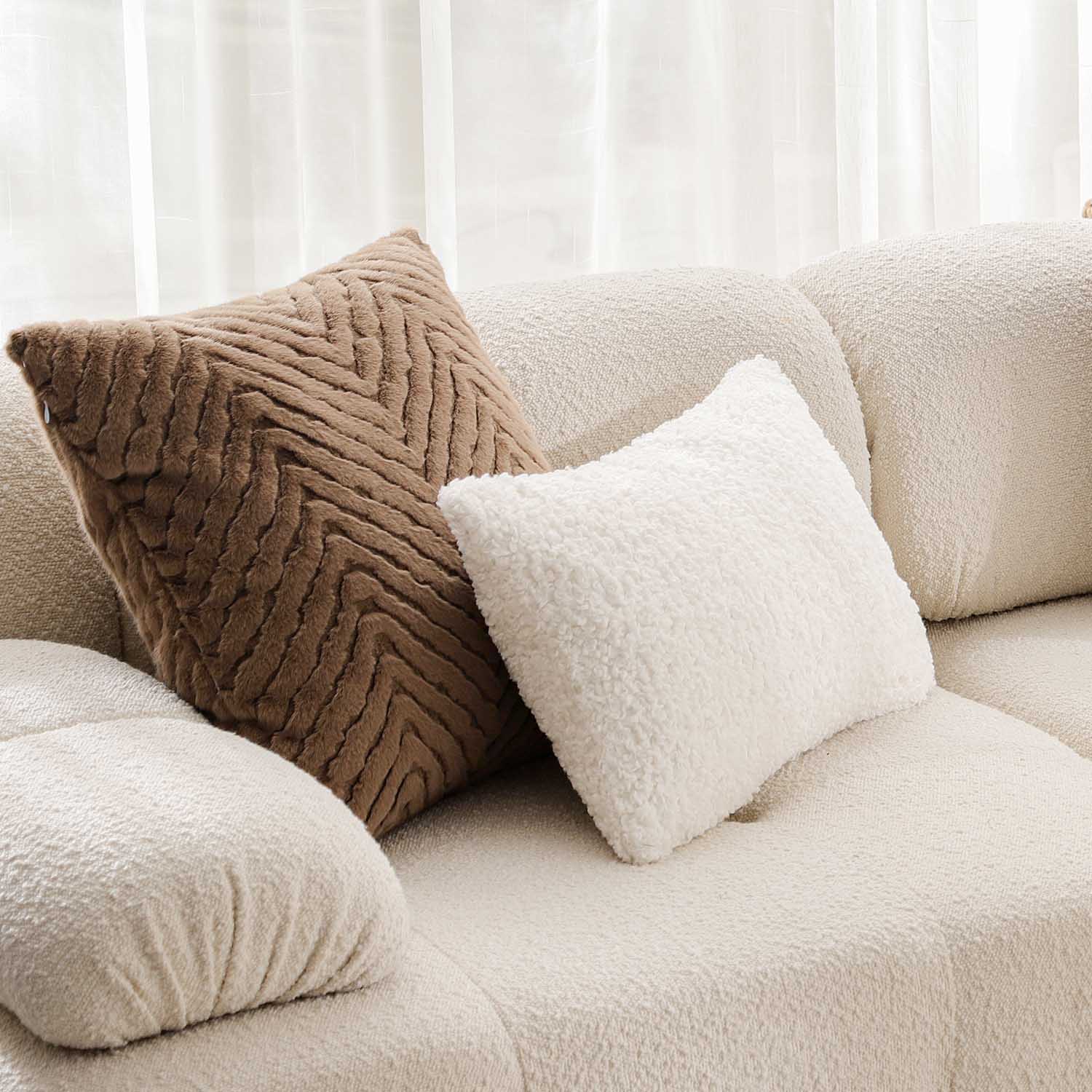 Mantua Soft Faux Fur Decorative Pillow-