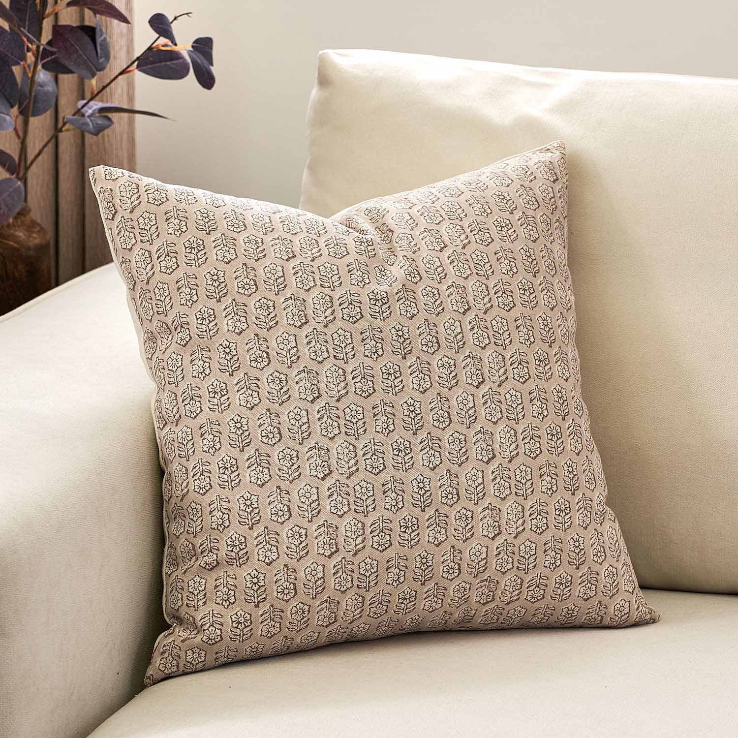 Rapallo  Floral Print  Pillow Cover-