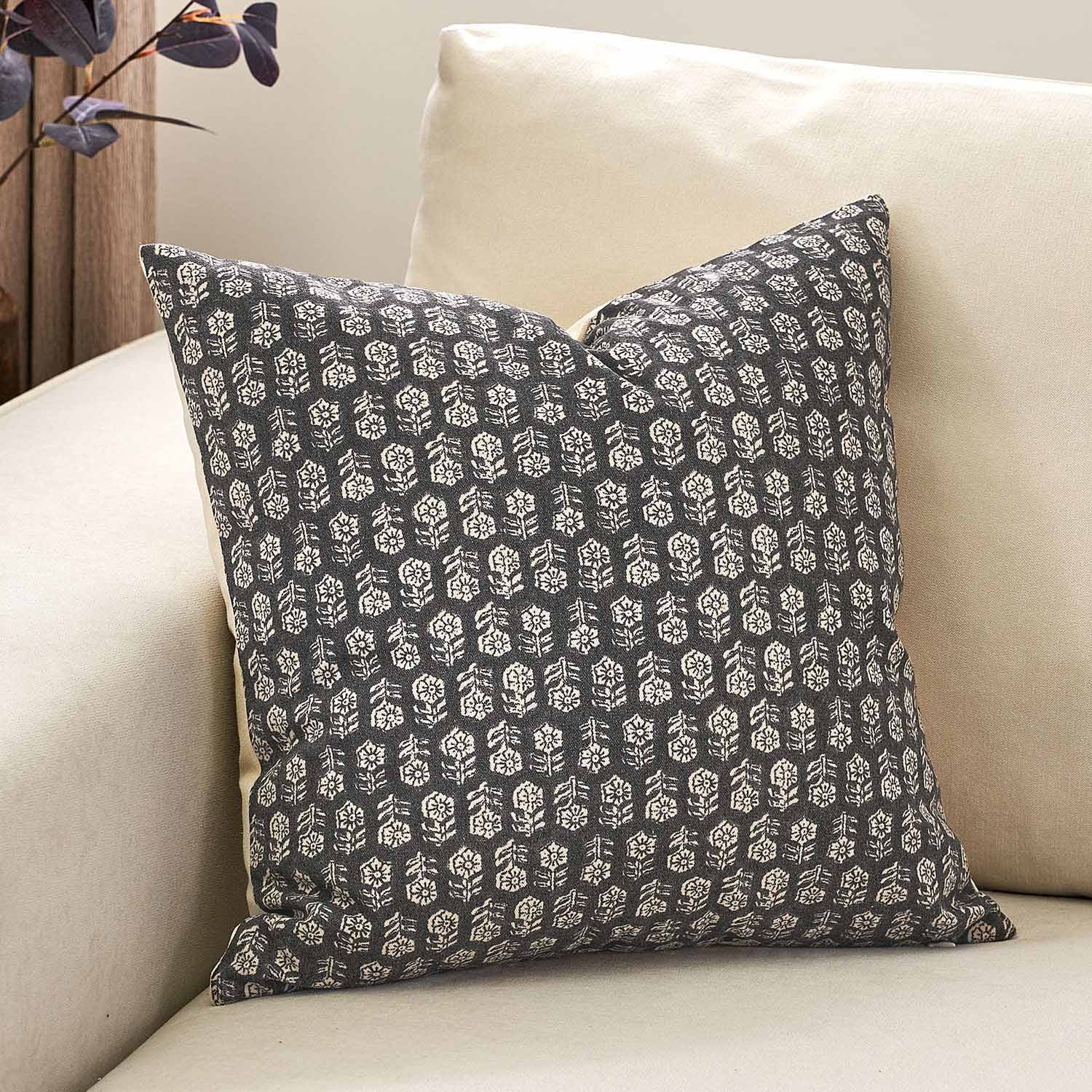 Rapallo  Floral Print  Pillow Cover-